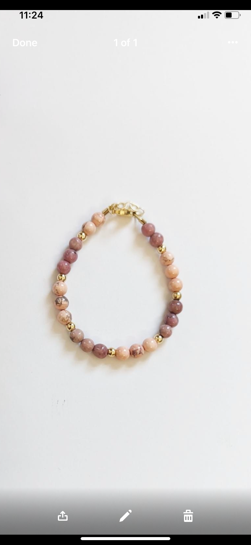 Marble pink and rose beaded bracelet